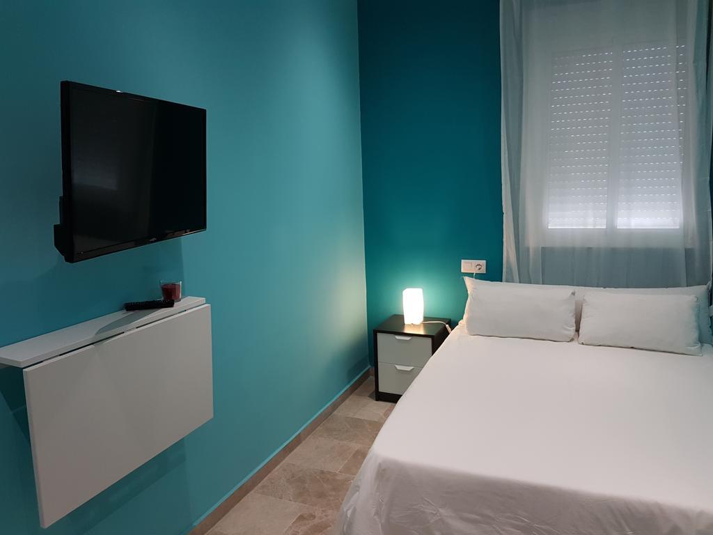 Vivienda Reina Victoria Gasthof Huelva